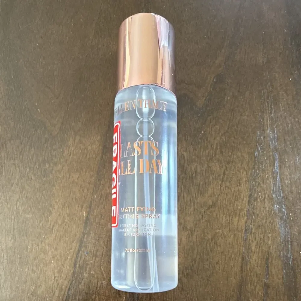 New Ellen Tracy LASTS ALL DAY - Mattifying Setting Spray - Hydrating - 7.8 Fl oz